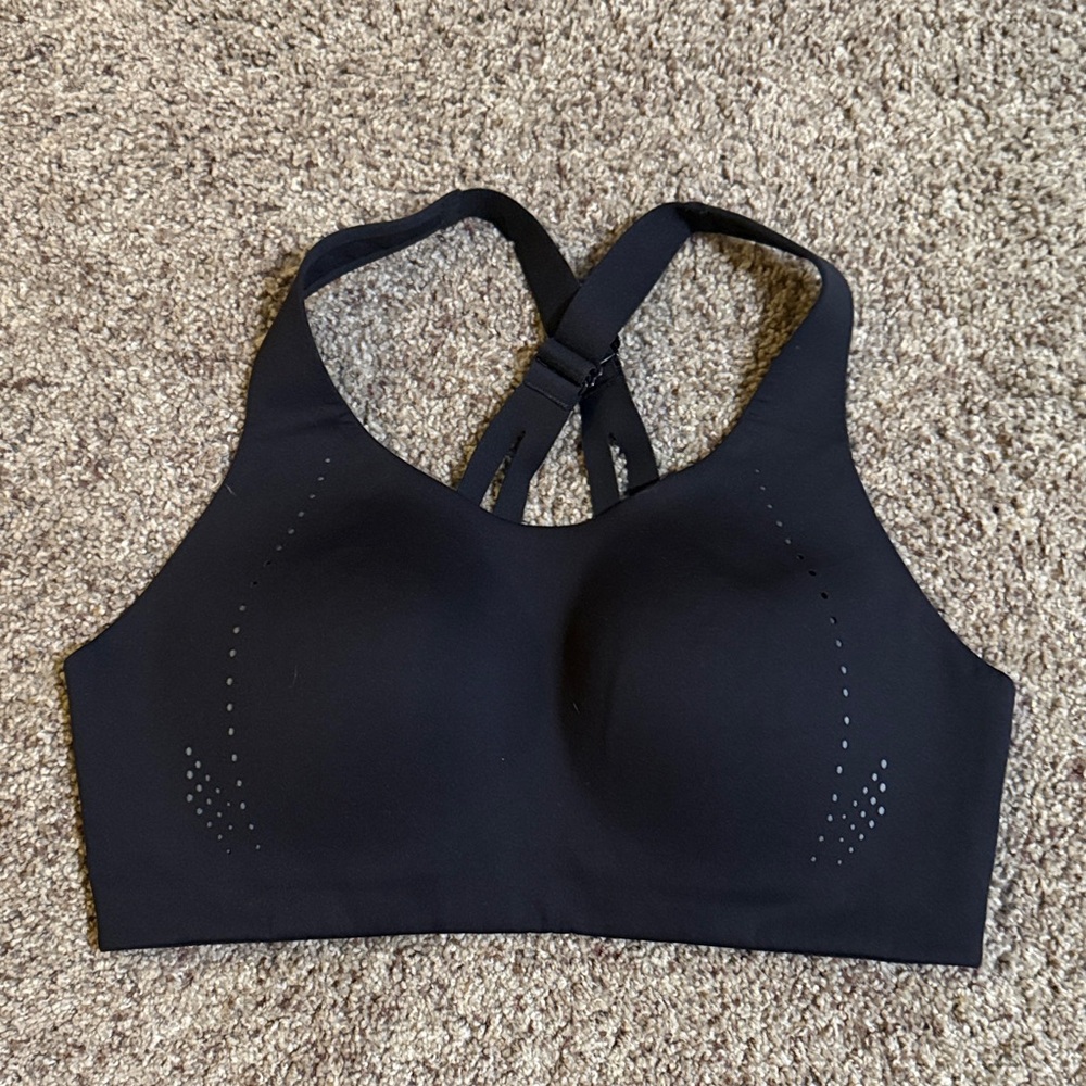 Black lululemon airsupport Bra 36D